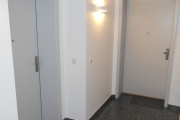 Obj.-Nr.-01250605-Treppenhaus-Whg-Eingang
