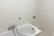 Obj.-Nr.-01250605-Wanne-im-Wannenbad