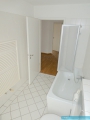 Obj.-Nr.-01260901-Wannenbad-zum-Flur