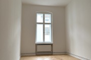 Obj.-Nr.-03260703-Arbeits-Schlafzimmer