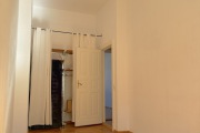 Obj.-Nr.-04250402-Schlafzimmer-zum-Flur