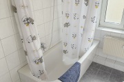 Obj.-Nr.-04250402-Wannenbad-Wanne