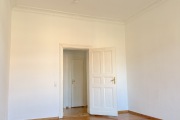 Obj.-Nr.-04250402-Wohnzimmer-zum-Flur