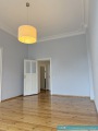Obj.-Nr.-04251003-Schlafzimmer-zum-Flur