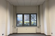 Obj.-Nr.-04260203-Bueroraum-1-vorne