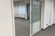 Obj.-Nr.-04260203-Bueroraum-1-zum-Eingangsbereich