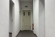 Obj.-Nr.-04260203-Flur-zu-hinteren-Bueros