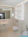 Obj.-Nr.-05260706-Wannenbad-WC-Ablagen