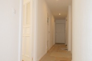 Obj.-Nr.-07260401-Flur-zum-Eingang