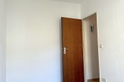 Obj.-Nr.-09260601-Schlafzimmer-zum-Flur