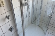 16Obj.-Nr.-11260305-Runddusche