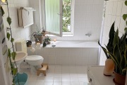 1011260702-Wannenbad