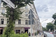2811260702-Umgebungsatmosphaere