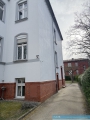 Obj.-Nr.-12260503-Hausseite-mit-Auffahrt