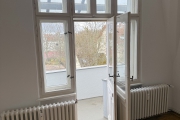 Obj.-Nr.-12260503-Balkon-Austritt