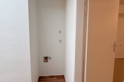 Obj.-Nr.-12260704-Flur-Platz-Anschluesse