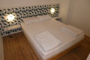 Obj.-Nr.-14210804-Doppelbett