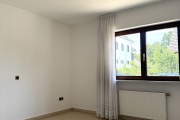 1214260701-Schlafzimmer