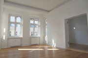 Obj.-Nr.-19250804-Wohnzimmer
