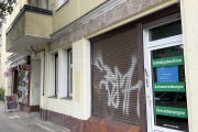 Obj.-Nr.-20260502-Laden-Aussenansicht-Eingang