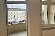 Obj.-Nr.-24231103-Balkon-Austritt