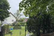 Obj.-Nr.-30250202-Grundstueck-vom-Gehweg-aus