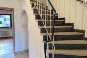 Obj.-Nr.-90250801-EG-Treppe-zum-OG